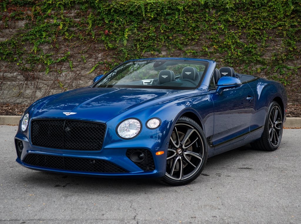 Continental gt v8 Convertible фиолетовая